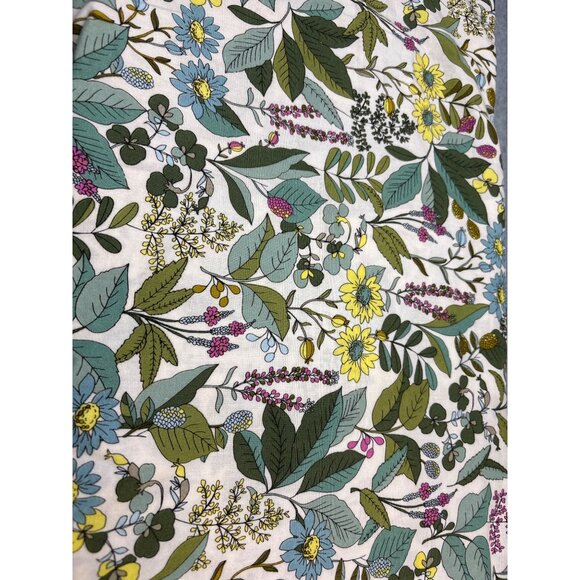 1/2 yard Brother Sister Design Studio Floral Cotton Fabric 42" wide - Picture 1 of 7